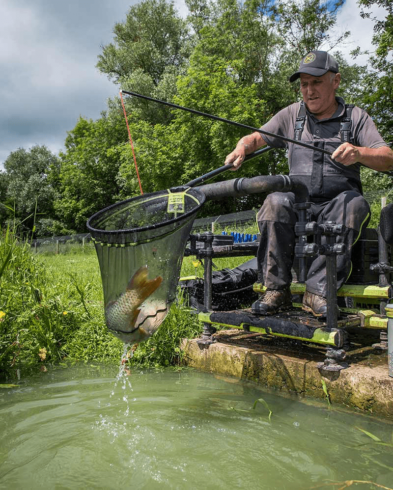 FINE MESH LANDING NET