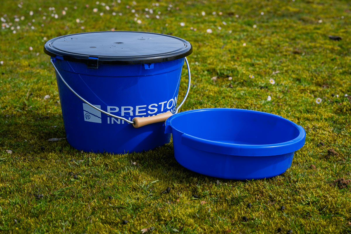 Preston 13L bucket set